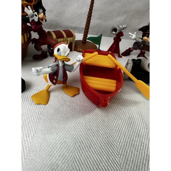 Disney Mickeys Pirates Of The Caribbean Play Set - Missing pieces - Picture 4 of 6